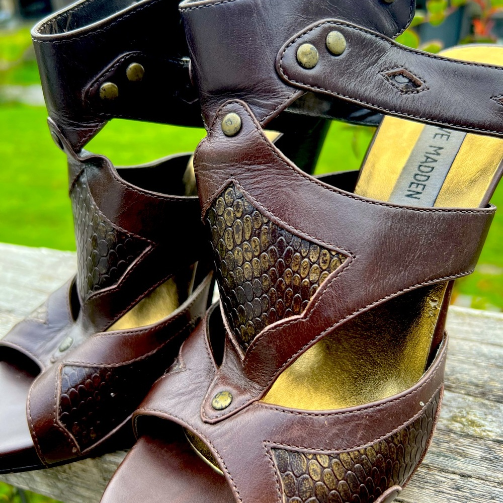 Steve Madden Brown Leather Heels
